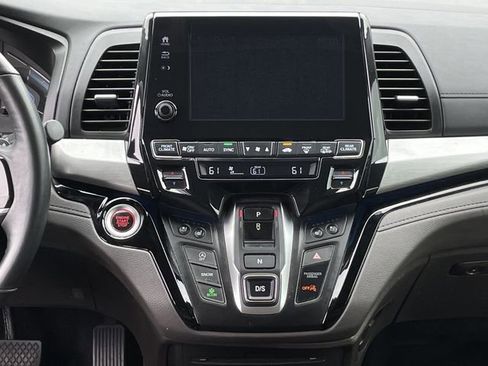 Used 2019 Honda Odyssey Elite image 16