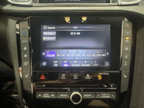 Used 2021 INFINITI QX50 Luxe AWD/4WD image 20