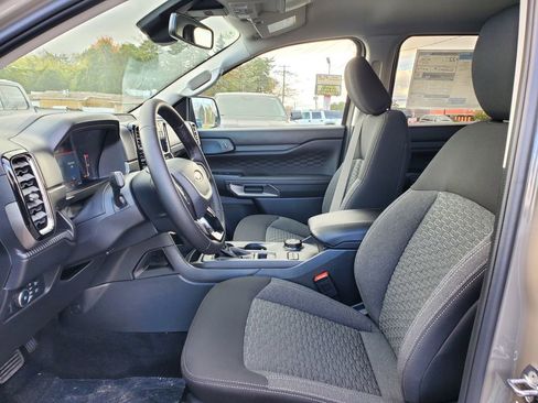New 2025 Ford Ranger XLT w/ FX4 Off-Road Package image 8