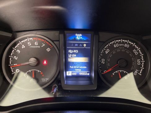 Certified 2021 Toyota Tacoma SR w/ SR Convenience Package RWD image 18
