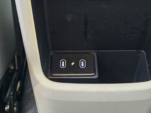 Certified 2025 Hyundai Kona SEL image 25