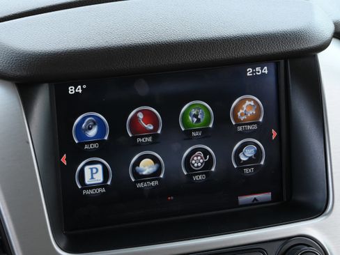 Used 2015 GMC Yukon SLT w/ Open Road Package image 20