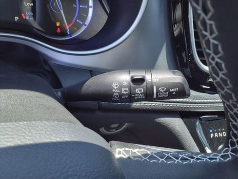 New 2023 Chrysler Pacifica Touring-L w/ S Appearance Package image 13