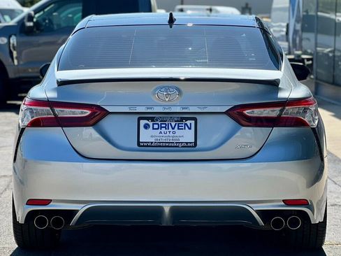Used 2020 Toyota Camry XSE FWD image 4