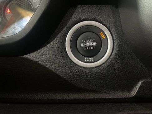 Used 2024 RAM 1500 Laramie AWD/4WD image 25