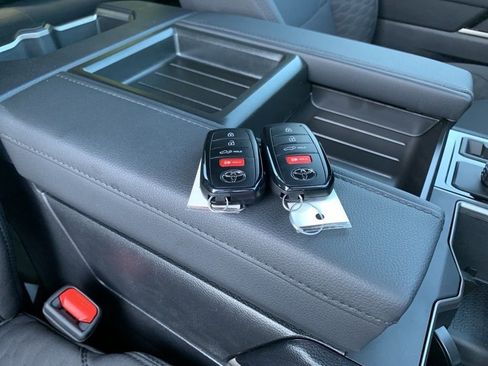 New 2026 Toyota Tundra SR5 image 32