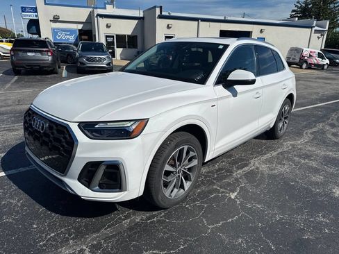Used 2023 Audi Q5 2.0T Premium w/ Convenience Package AWD/4WD image 14