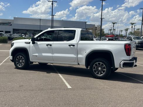 Certified 2025 GMC Sierra 1500 AT4 AWD/4WD image 3