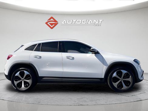 Used 2024 Mercedes-Benz GLA 250 image 11