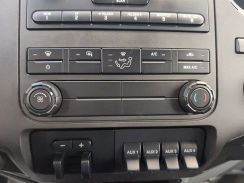 Used 2015 Ford F350 XL w/ Power Equipment Group AWD/4WD image 13