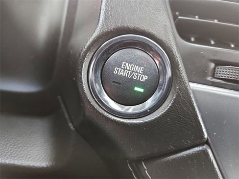 Certified 2020 Chevrolet Suburban Premier image 17