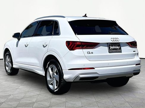 Used 2020 Audi Q3 2.0T Premium w/ Convenience Package AWD/4WD image 6