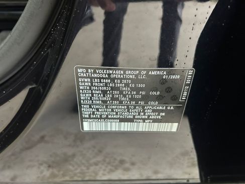 Used 2020 Volkswagen Atlas Cross Sport SEL image 34