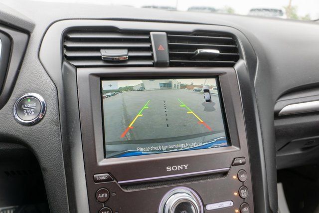 Used 2020 Ford Fusion Energi Titanium FWD image 26