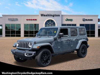 Used 2025 Jeep Wrangler Unlimited Sahara w/ Safety Group