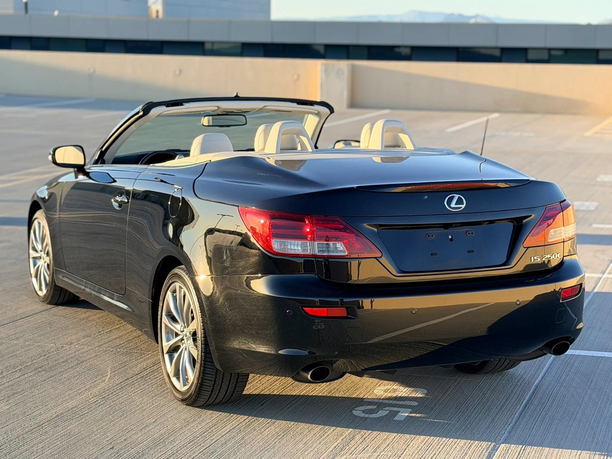 Used 2013 Lexus IS 250C RWD image 15