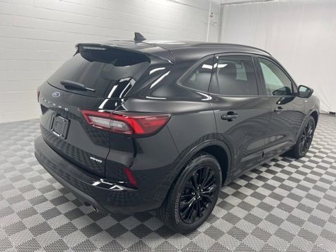 Used 2023 Ford Escape ST-Line Elite image 5