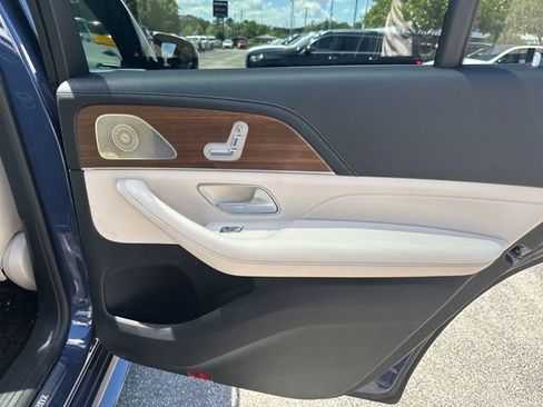 Certified 2024 Mercedes-Benz GLS 450 4MATIC image 38