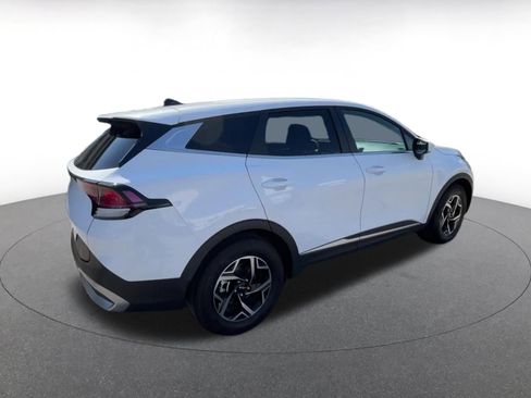 Used 2025 Kia Sportage LX image 16