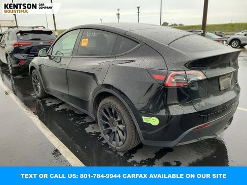 Used 2023 Tesla Model Y Long Range image 3