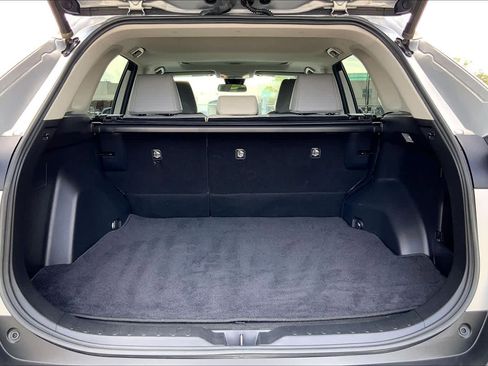 Used 2021 Toyota RAV4 XLE Premium image 35