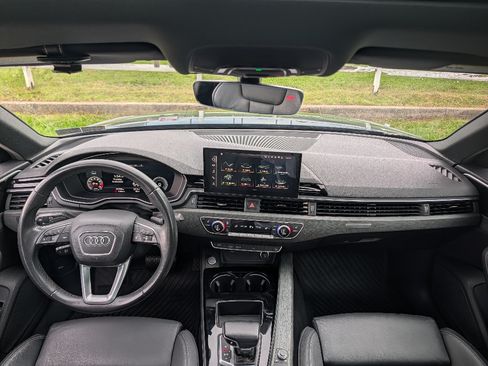 Used 2021 Audi A4 2.0T Premium Plus w/ Premium Plus Package AWD/4WD image 32