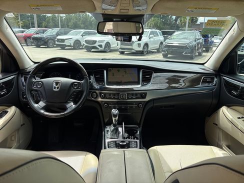 Used 2015 Hyundai Equus Signature RWD image 7