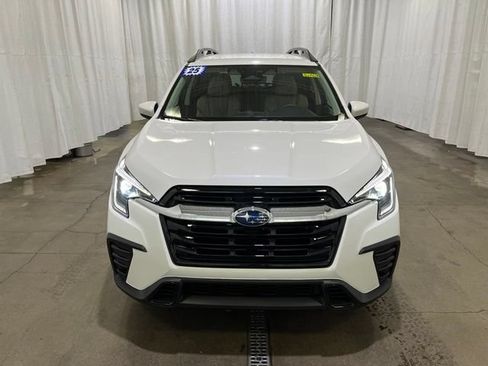 Used 2025 Subaru Ascent Premium AWD/4WD image 9