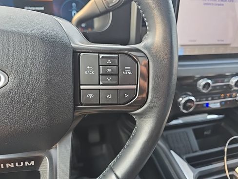 Used 2025 Ford F250 Platinum AWD/4WD image 19