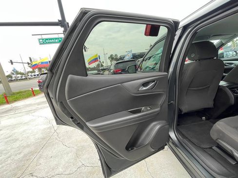 Used 2019 Chevrolet Blazer LT FWD image 12