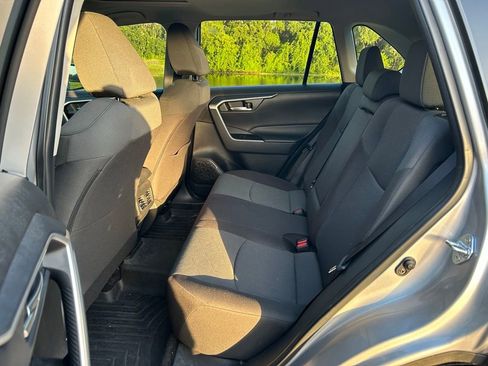 Certified 2025 Toyota RAV4 XLE w/ Convenience Package FWD image 14