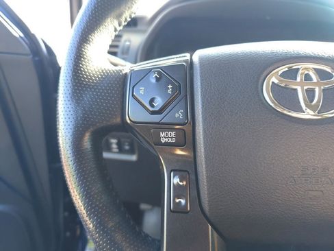 Used 2024 Toyota 4Runner TRD Off-Road Premium w/ Moonroof Package AWD/4WD image 19