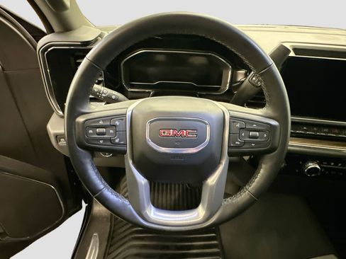 Used 2024 GMC Sierra 1500 Elevation AWD/4WD image 18