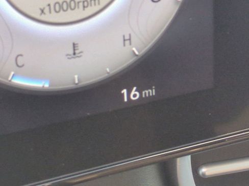 New 2026 Hyundai Elantra Limited image 35