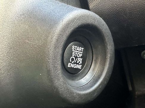 Used 2022 RAM ProMaster 2500 FWD image 24