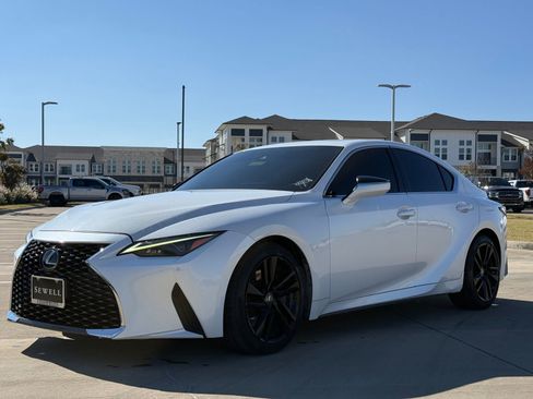 Used 2022 Lexus IS 300 w/ Comfort Package image 3