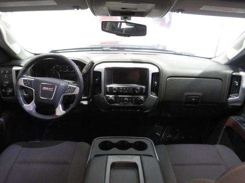 Used 2015 GMC Sierra 2500 SLE w/ SLE Preferred Package AWD/4WD image 14
