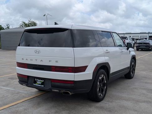 Used 2024 Hyundai Santa Fe SE image 5