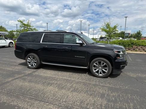 Used 2017 Chevrolet Suburban Premier AWD/4WD image 14