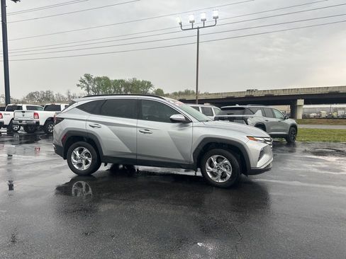 Used 2023 Hyundai Tucson SEL AWD/4WD image 3