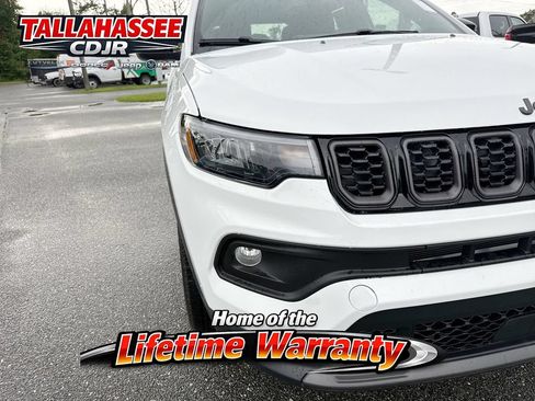 New 2026 Jeep Compass Latitude AWD/4WD image 11