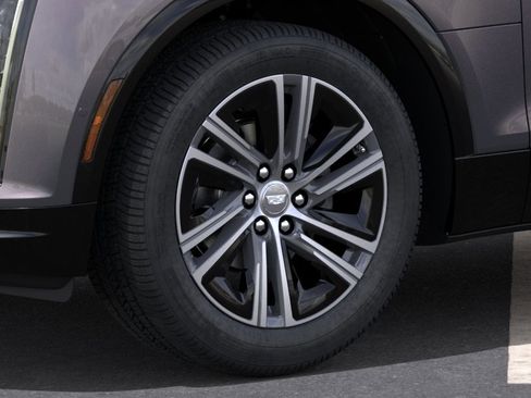 New 2026 Cadillac Lyriq Premium Luxury w/ LPO, Floor Liner Package AWD/4WD image 9