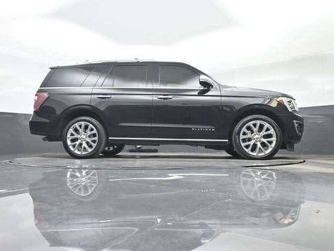 Used 2019 Ford Expedition Platinum RWD image 31