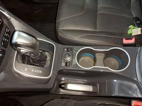 Used 2013 Ford Escape Titanium w/ Parking Technology Pkg AWD/4WD image 25
