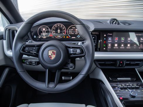 New 2026 Porsche Cayenne S AWD/4WD image 16