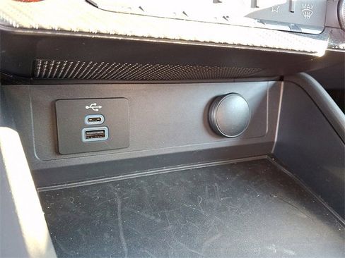 Used 2025 Ford Mustang Coupe image 26