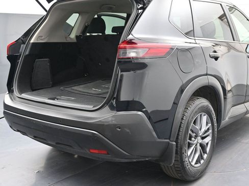 Used 2021 Nissan Rogue S AWD/4WD image 10
