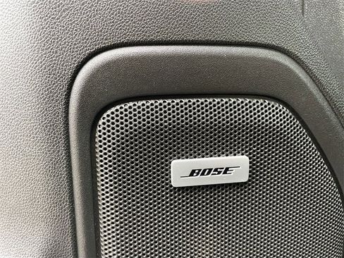 Used 2020 GMC Sierra 1500 AT4 w/ AT4 Premium Package image 9