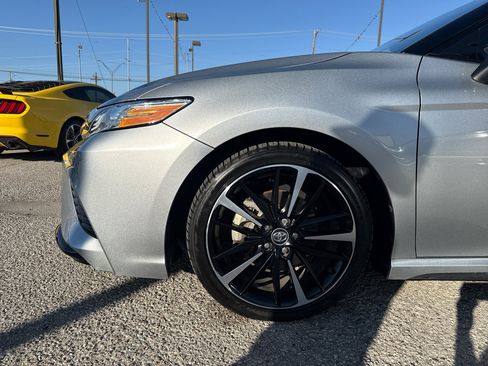 Used 2020 Toyota Camry XSE image 25