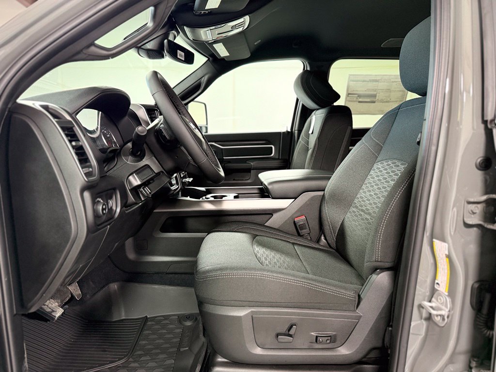New 2027 RAM 2500 Big Horn AWD/4WD image 11
